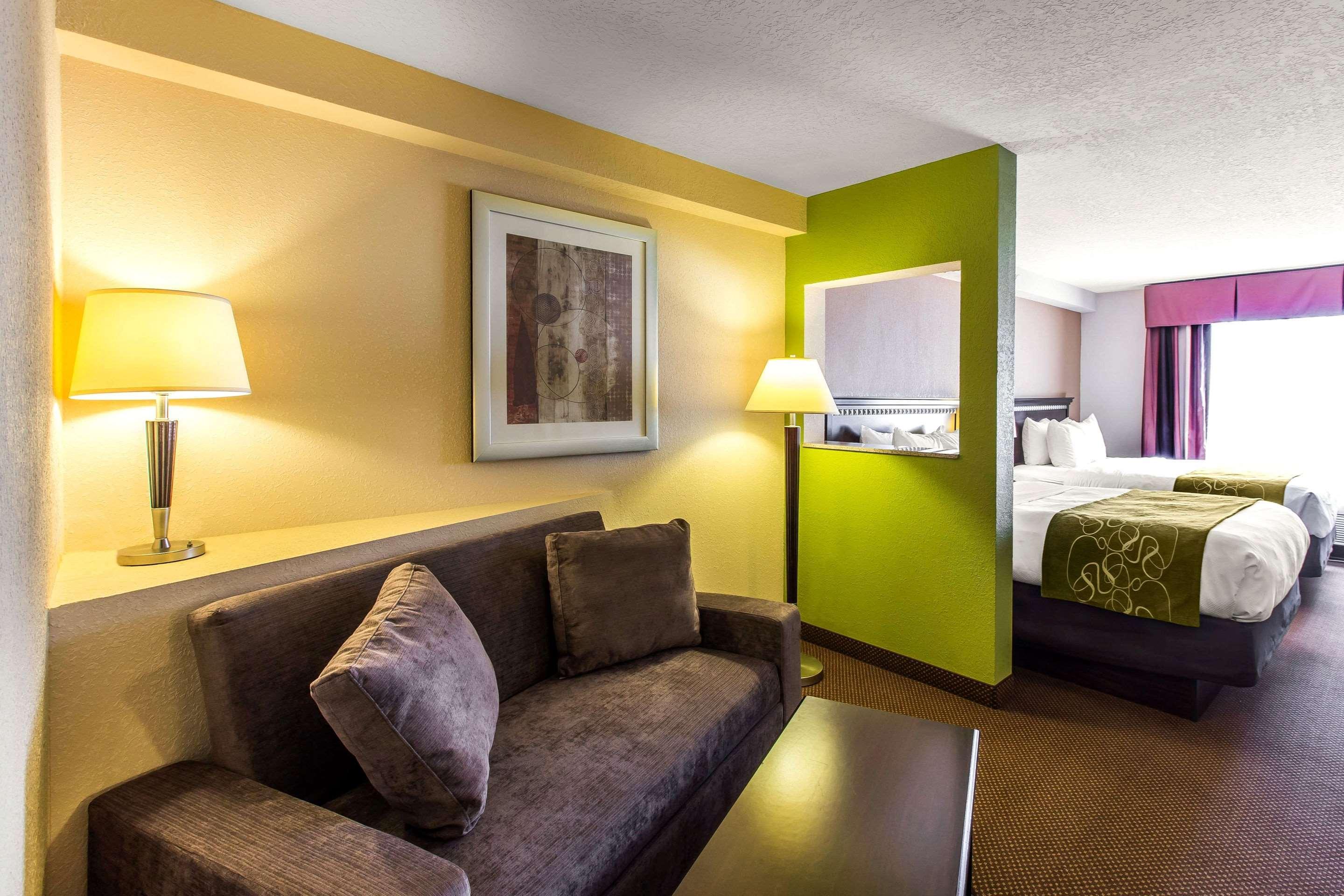 Comfort Suites Forsyth Near I-75 Екстер'єр фото