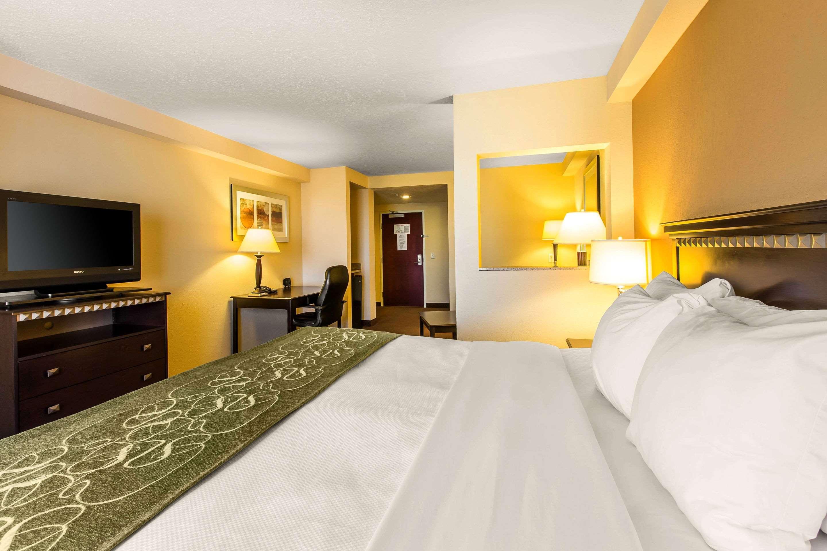 Comfort Suites Forsyth Near I-75 Екстер'єр фото