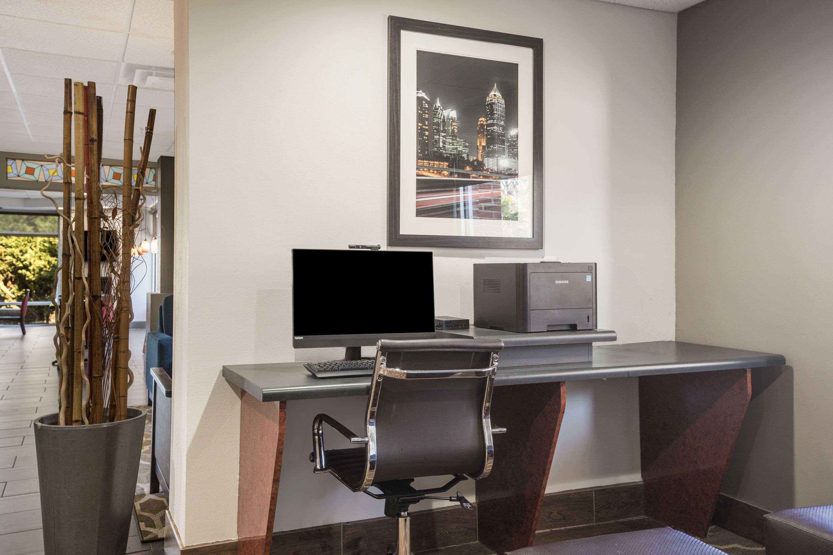 Comfort Suites Forsyth Near I-75 Екстер'єр фото