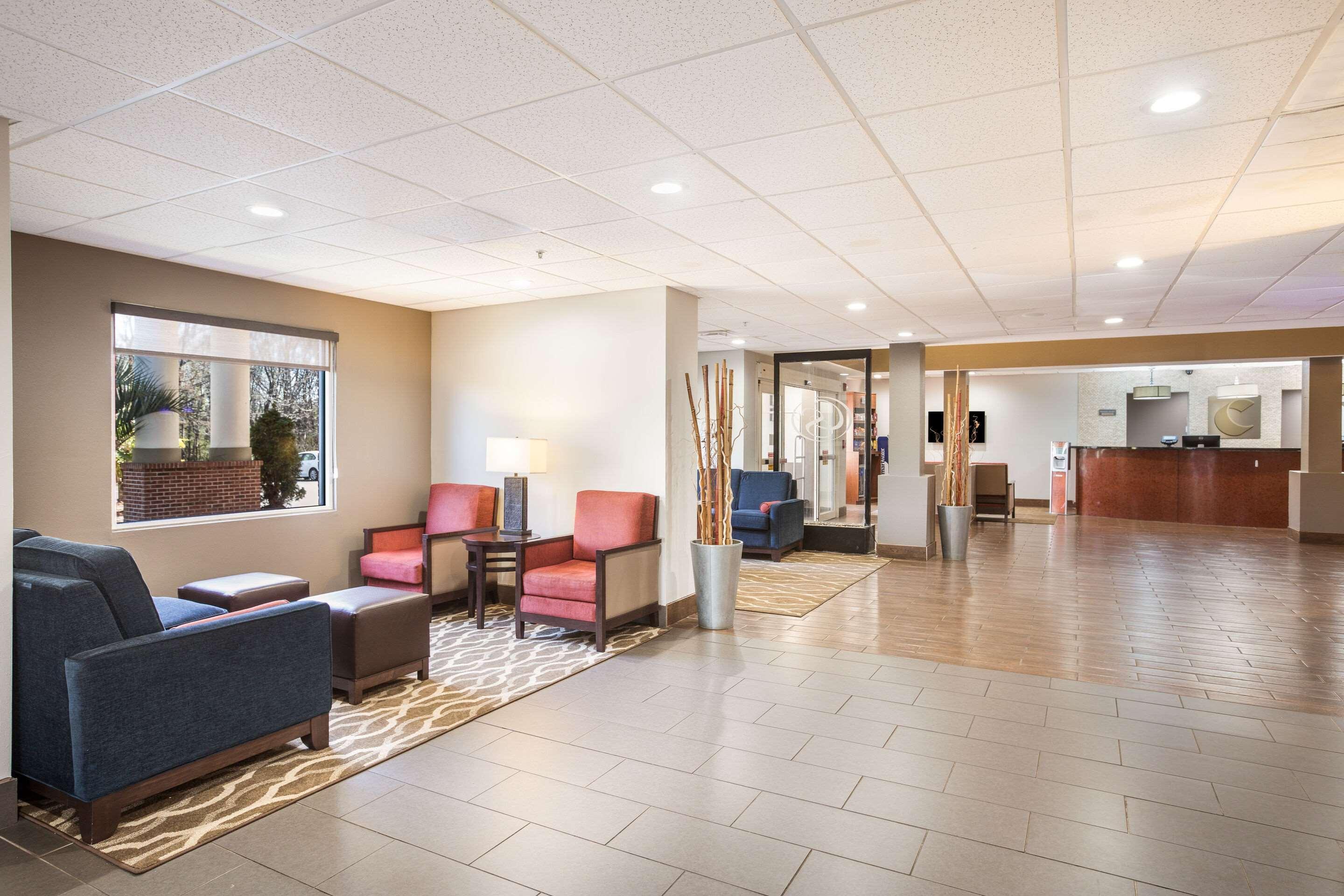 Comfort Suites Forsyth Near I-75 Екстер'єр фото