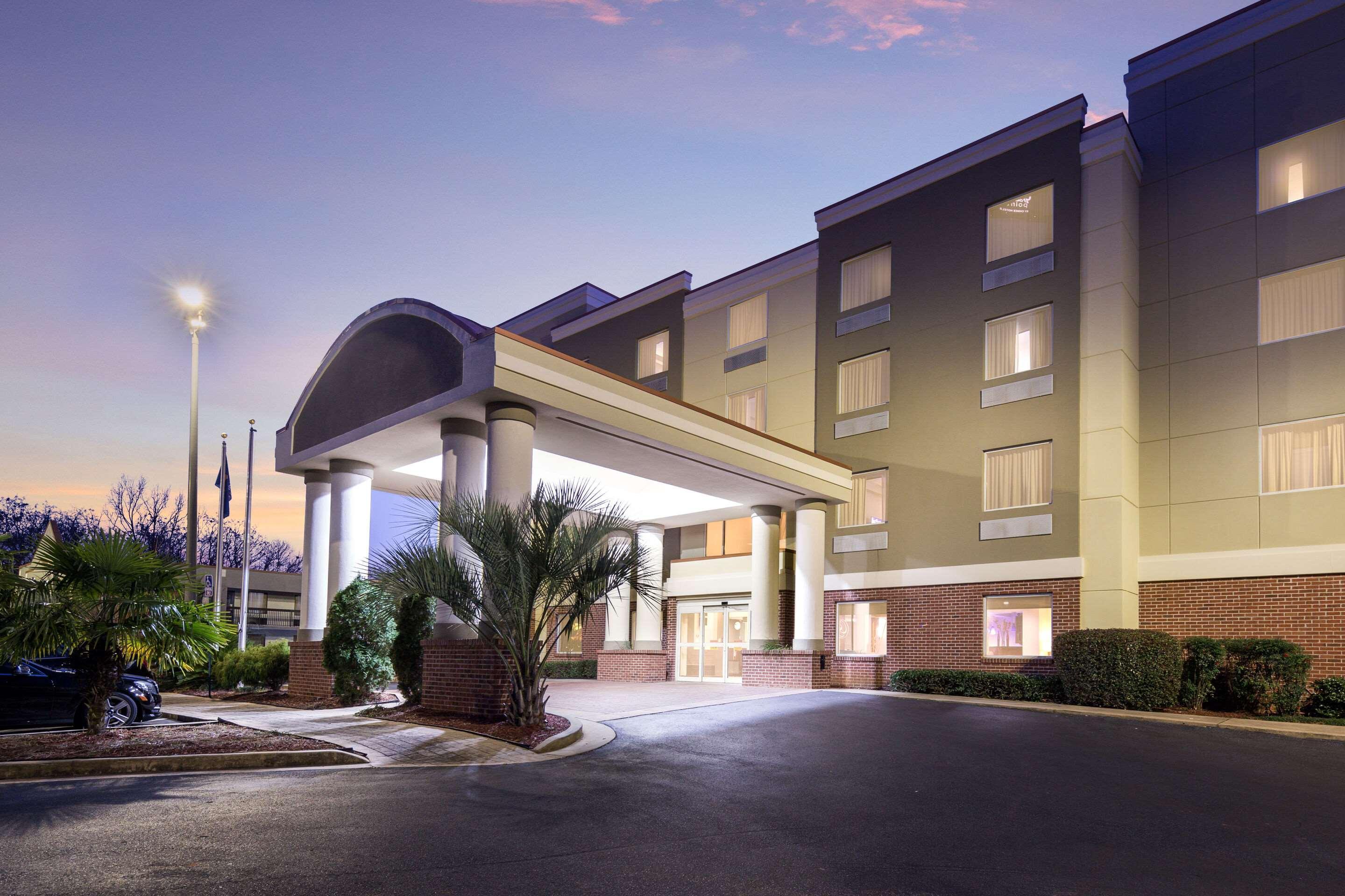 Comfort Suites Forsyth Near I-75 Екстер'єр фото